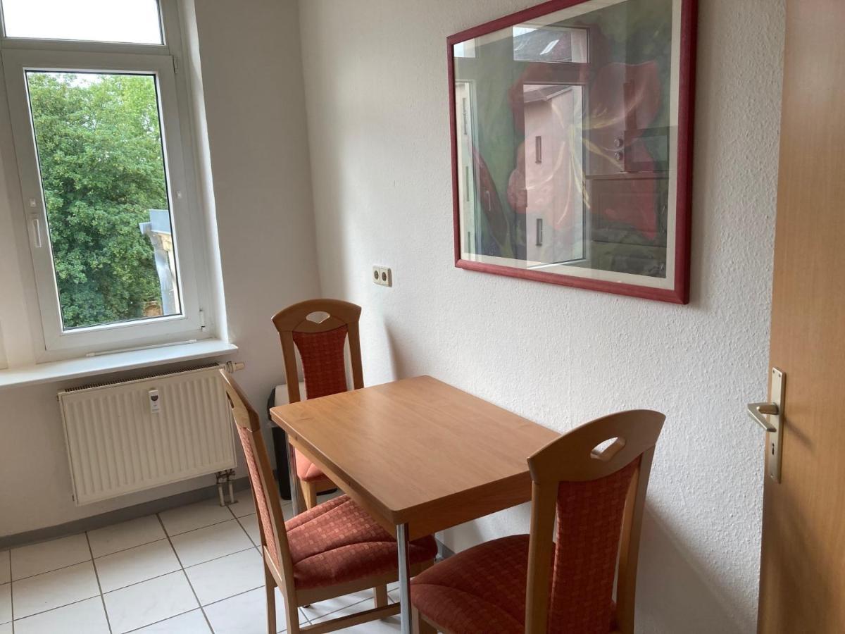 Ferienwohnung Zeitz Appartment Zeitzer Dom Екстериор снимка
