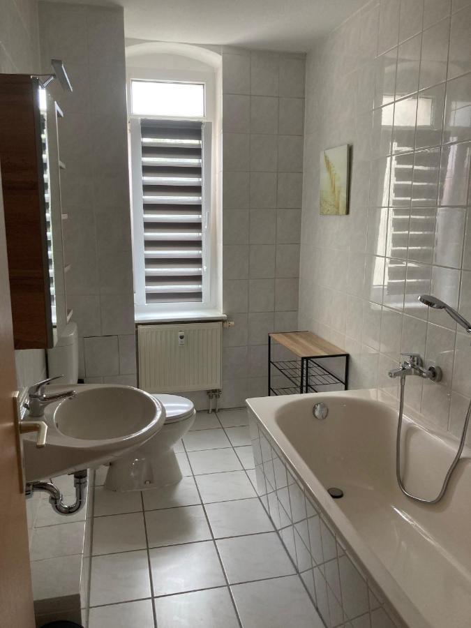 Ferienwohnung Zeitz Appartment Zeitzer Dom Екстериор снимка